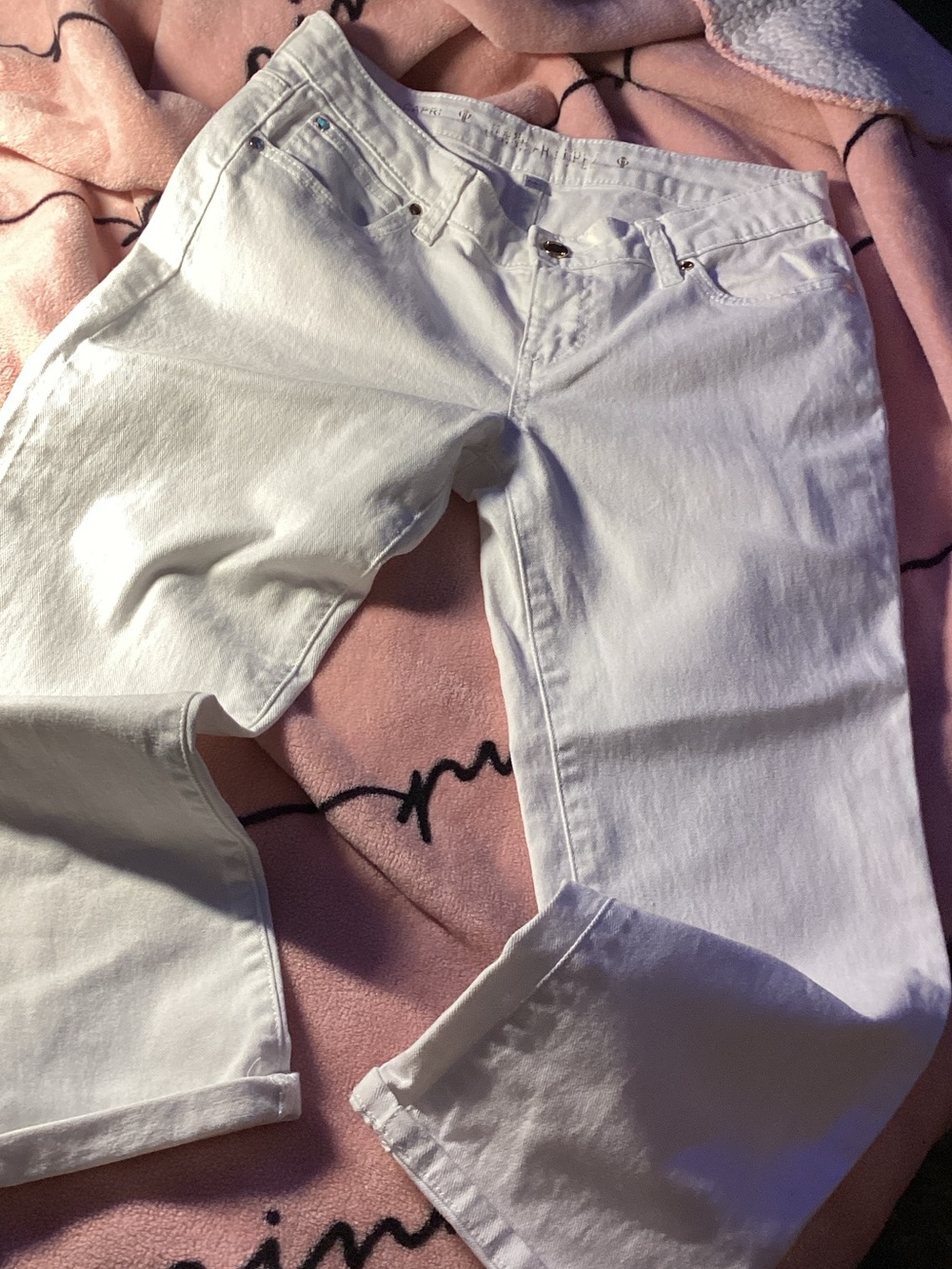 J-Lo Jennifer Lopez White Capris - Cute!